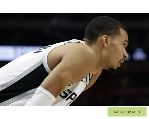 29日NBA前瞻：文班亚马带队挑战雄鹿 76人黄蜂争夺东部第七位